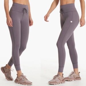 Vuori Women's Daily Legging Sawyer Purple Size XS women’s joggers athletic
